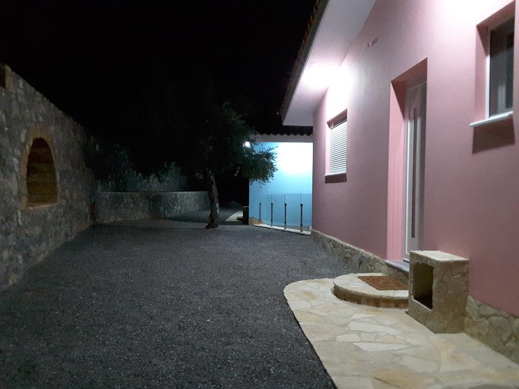 Shiraz Villas Kalamata Exterior photo